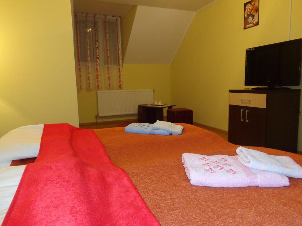 Pensiunea Radu Cisnădie Zimmer foto